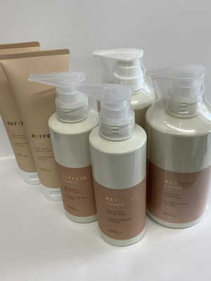 リフェインシャンプーとトリートメント